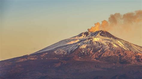 etna volcano live cam